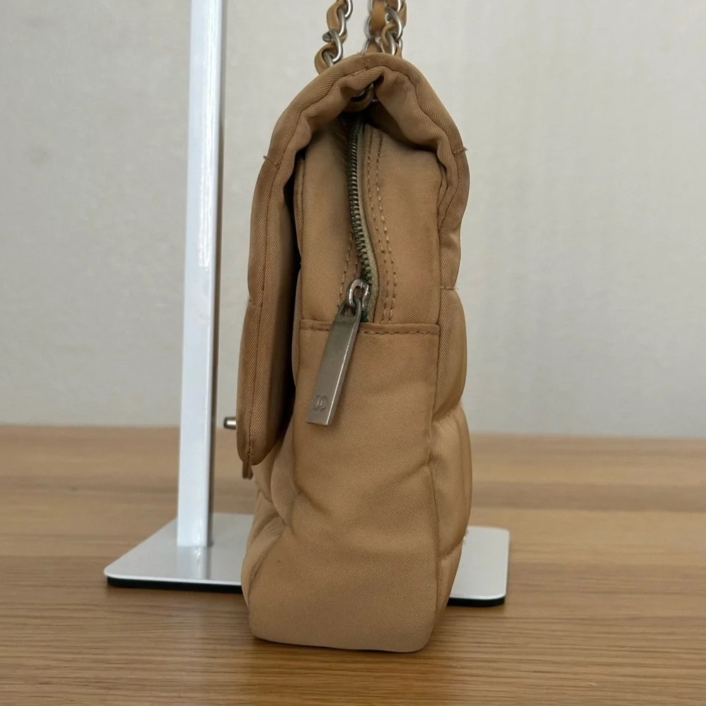 Chanel Shoulder Bag - Picture 3 of 16